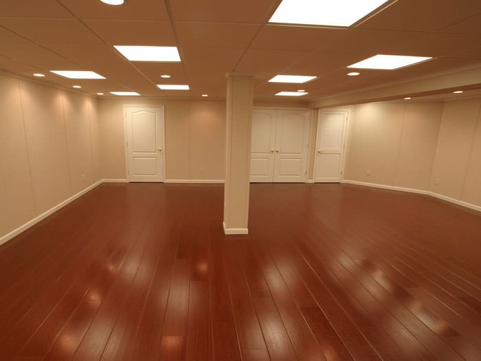 Fabulous Laminate Wood Flooring Basement 700 x 525