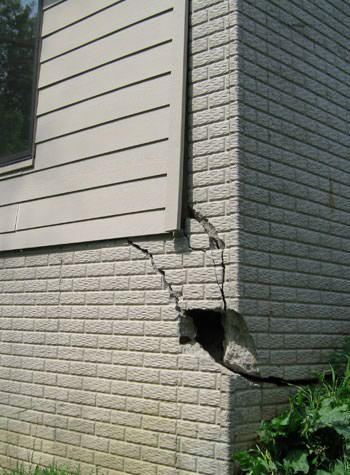 severe cracking of structural walls in Somerset