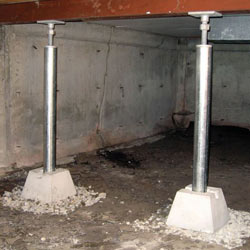 Installed crawl space jack post system in Hazard