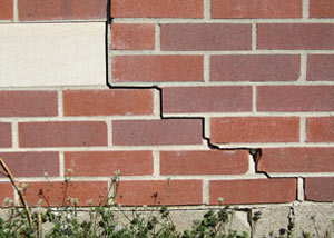 a foundation wall crack on a East Bernstadt home.